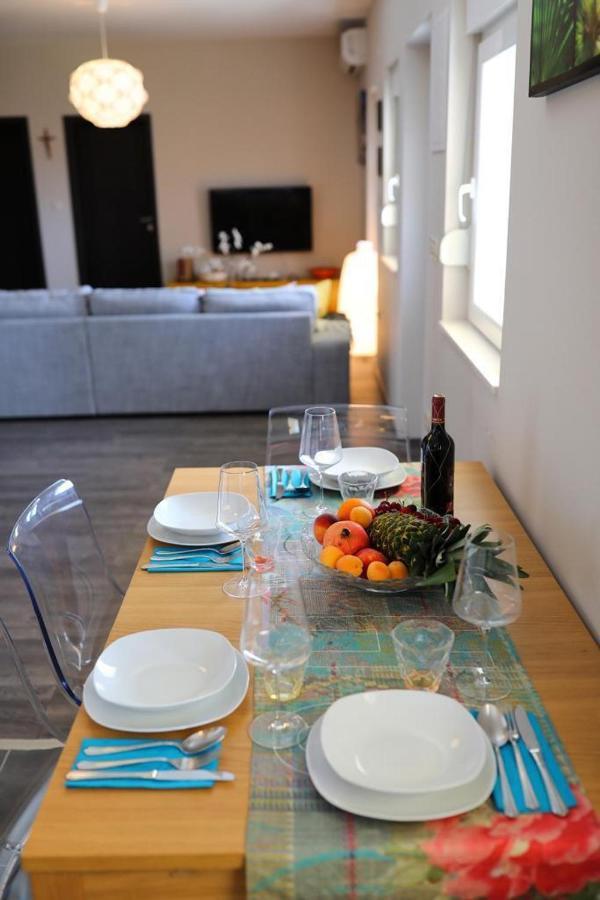 Luxury Apartment Rougemarin Pakoštane Eksteriør billede