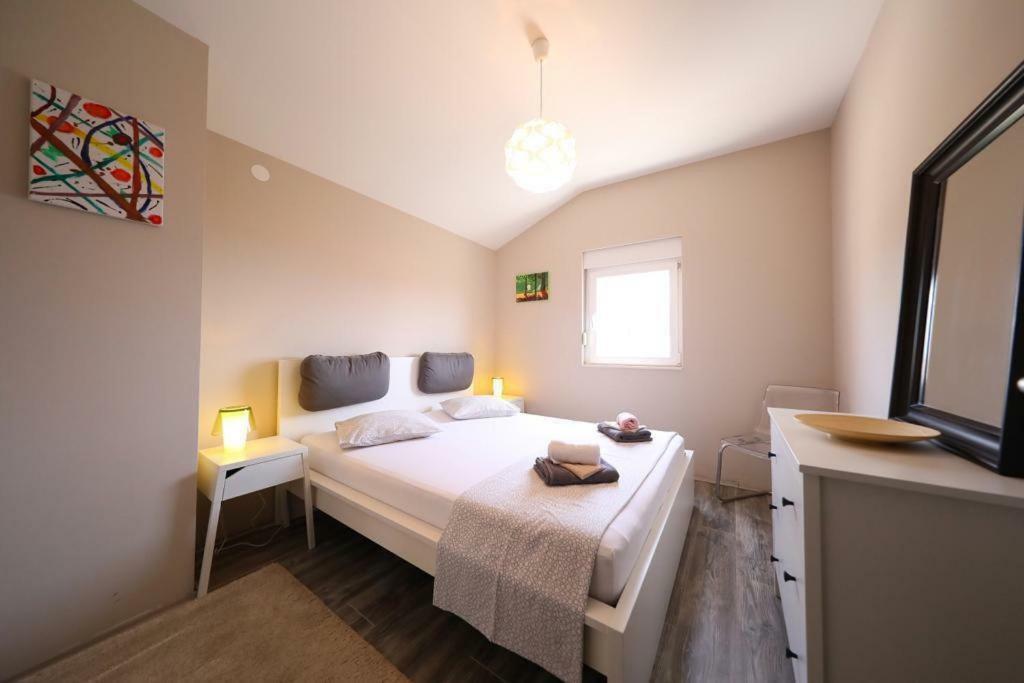 Luxury Apartment Rougemarin Pakoštane Eksteriør billede